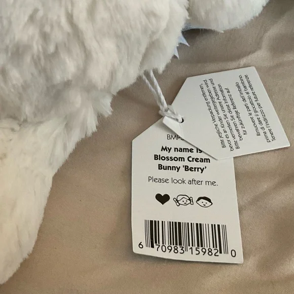 Jellycat Blossom Creme Bunny  “Berry” NWT Medium Plushie - Picture 9 of 11
